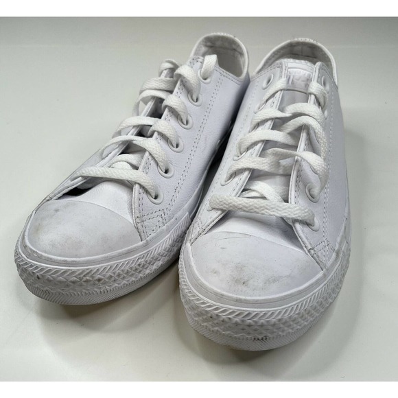 Converse All Star Leather Low Top Sneakers Size 8 Women's White Lace Up - Picture 2 of 8